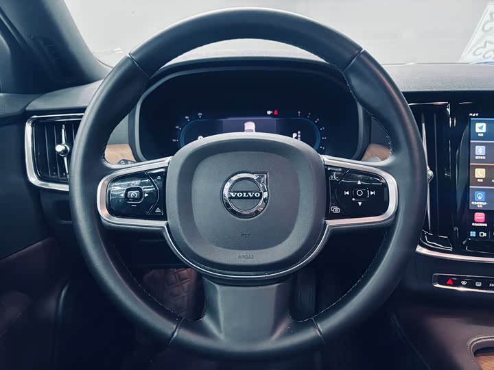 Volvo S90 2025 B 5 — фото 12