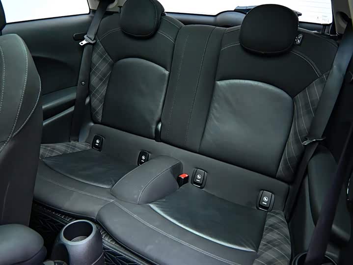 MINI Hatch — фото 13