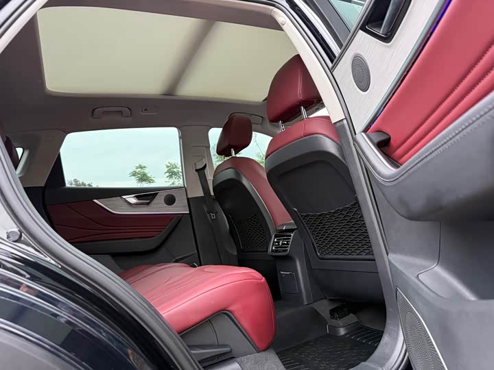 Hongqi HS5 2025 2.0 T 2 WD — фото 15