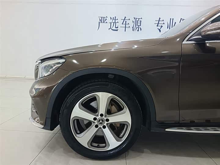 Mercedes-Benz GLC 260 4MATIC люкс — фото 10