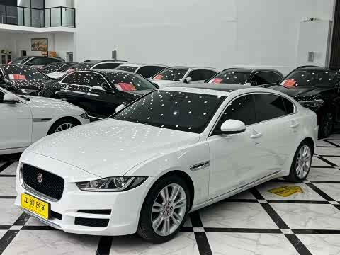 Jaguar XEL 2018 2.0 T 200 PS — фото 18