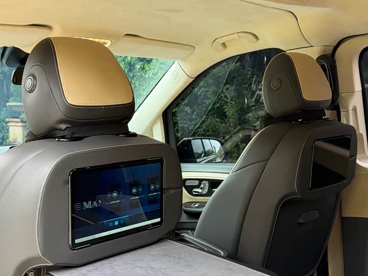 Mercedes-Benz V-Class 2022 V 260 L — фото 14