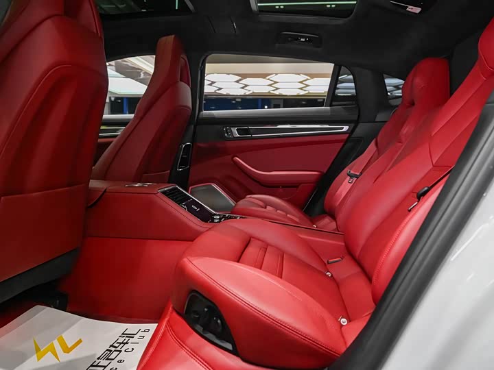 Porsche Panamera 2023 Panamera Turbo S 4.0 T — фото 17