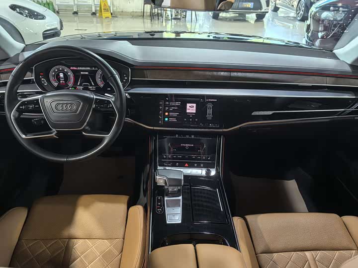 Audi A8 2023 A 8 L 50 TFSI quattro — фото 17