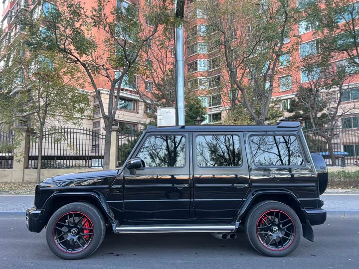 Mercedes-Benz G-Class 2016 AMG G 63 — фото 11