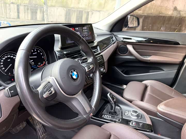 BMW X1 2020 s Drive 20 Li — фото 7