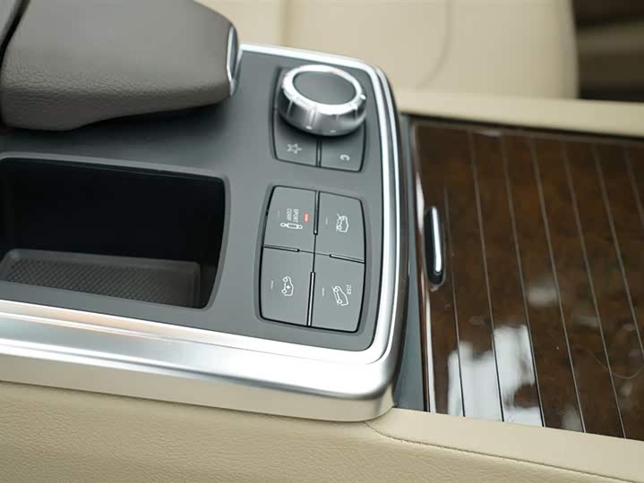 Mercedes-Benz M-Class 2014 ML 350 CDI 4 MATIC — фото 24