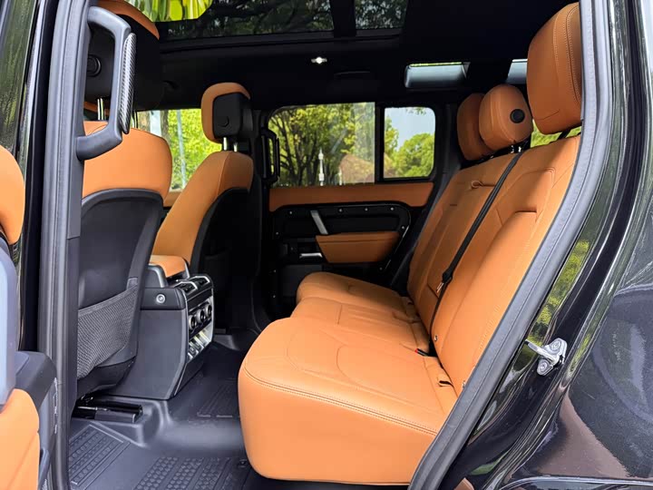 Land Rover Defender — фото 6
