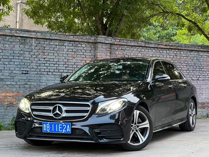 Mercedes-Benz E-Class 2019 E 200 L Sport — фото 1
