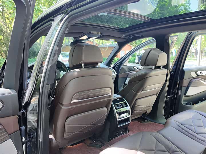 BMW X5 2022 x Drive 40 Li M — фото 13