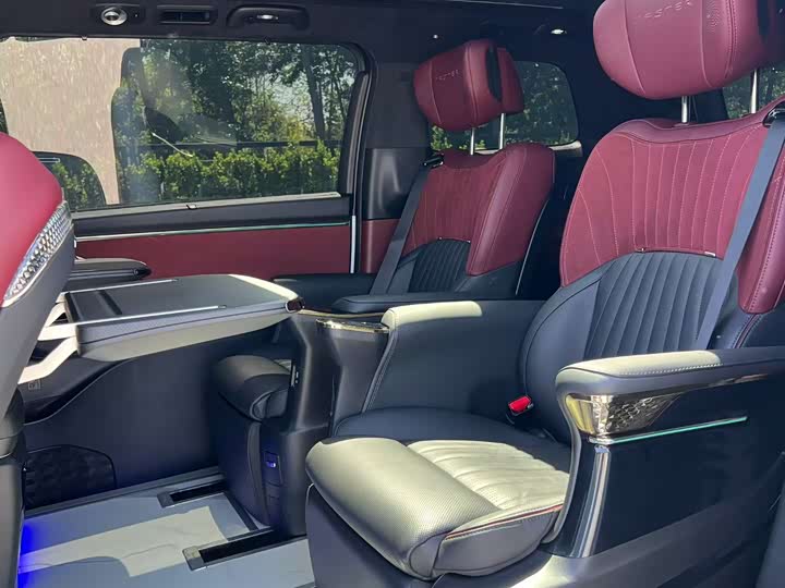 Trumpchi M8 2023 400 T — фото 5