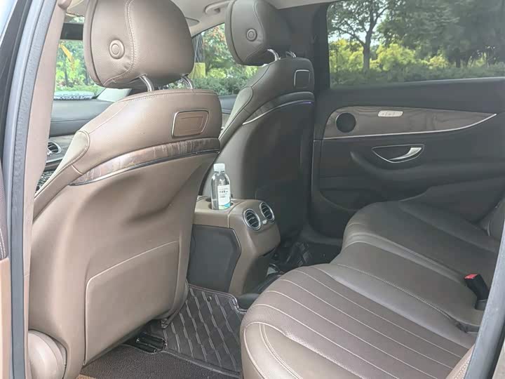 Mercedes-Benz E-Class 2017 E 300 L — фото 8