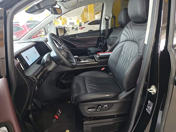 Trumpchi M8 2024 400 T — фото 10