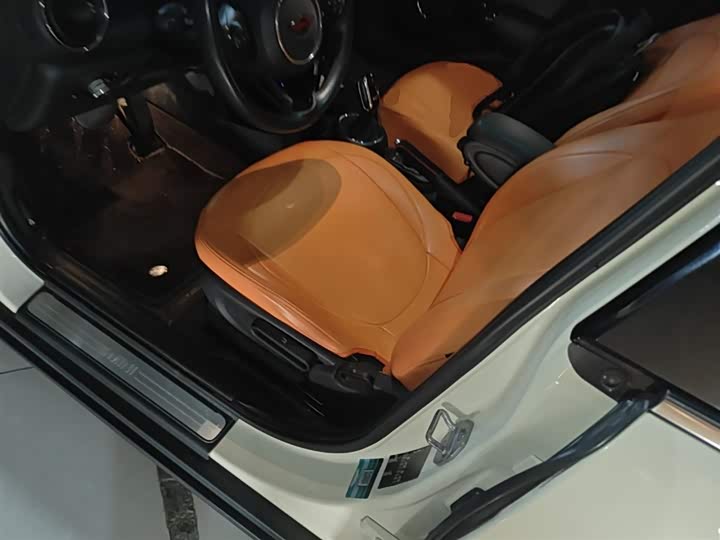 MINI Hatch — фото 15