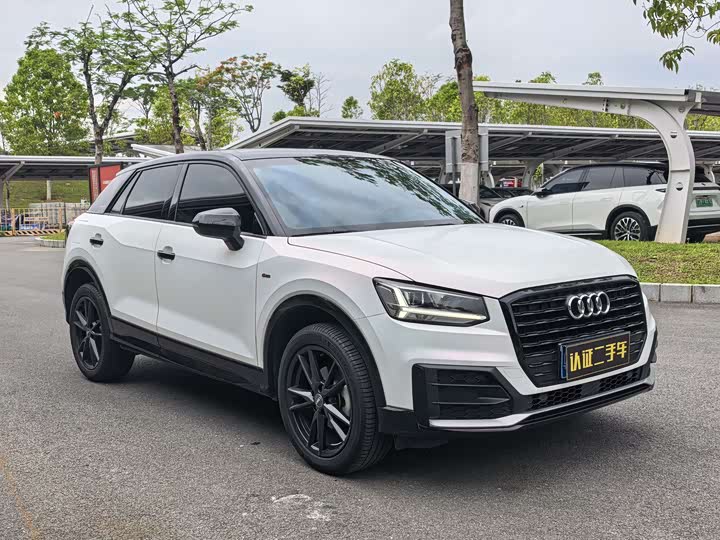 Audi Q2L 2021 35 TFSI — фото 3