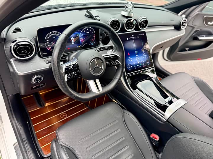 Mercedes-Benz C-Class 2023 C 200 L — фото 9