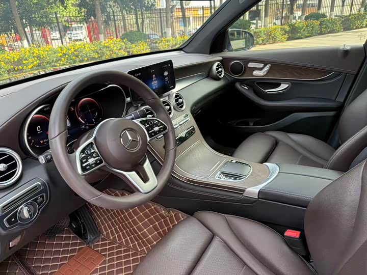 Mercedes-Benz GLC 2020 GLC 300 L 4 MATIC Luxury — фото 20