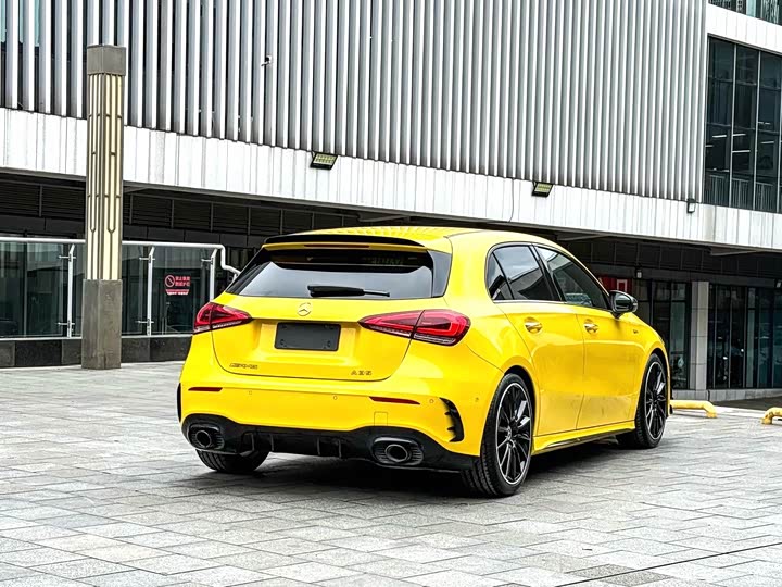 Mercedes-Benz A-Class 2022 AMG A 35 4 MATIC — фото 17
