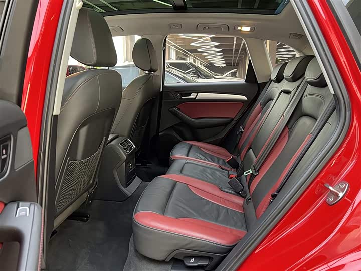 Audi Q5 2017 Plus 40 TFSI — фото 11