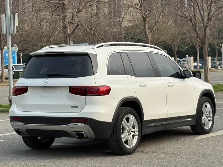 Mercedes-Benz GLB 2023 GLB 200 — фото 8