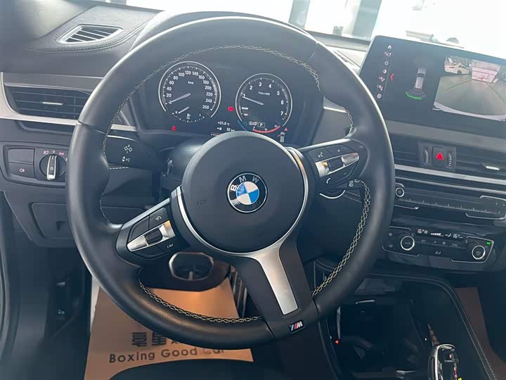 BMW X2 2023 x Drive 25i — фото 13