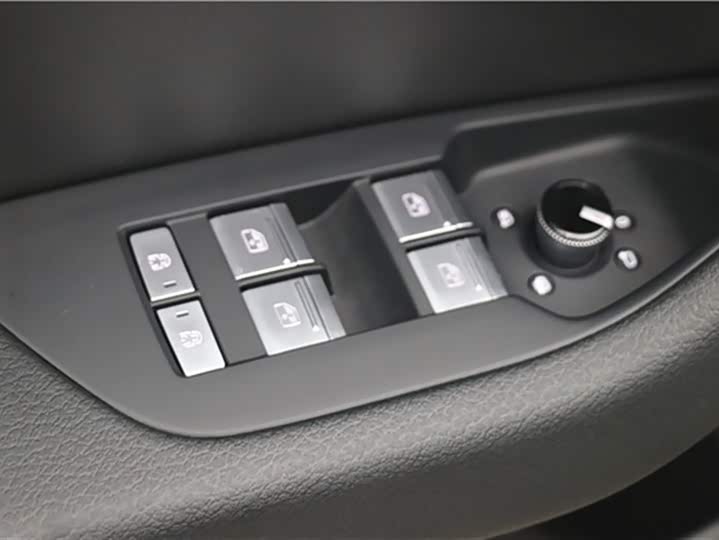 Audi A6L 2025 45 TFSI quattro — фото 29