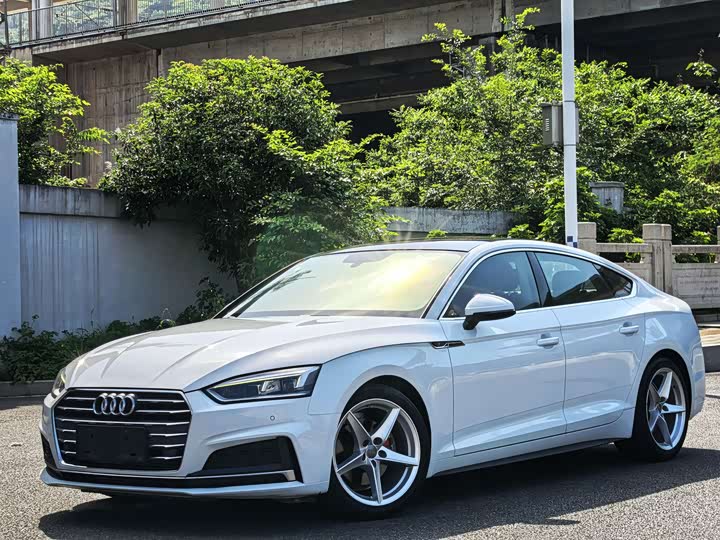 Audi A5 2019 Sportback 40 TFSI — фото 3