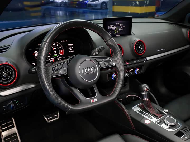 Audi S3 2019 S 3 2.0 T Limousine — фото 11