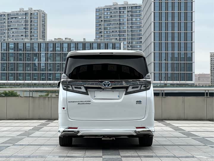 Toyota Vellfire — фото 6