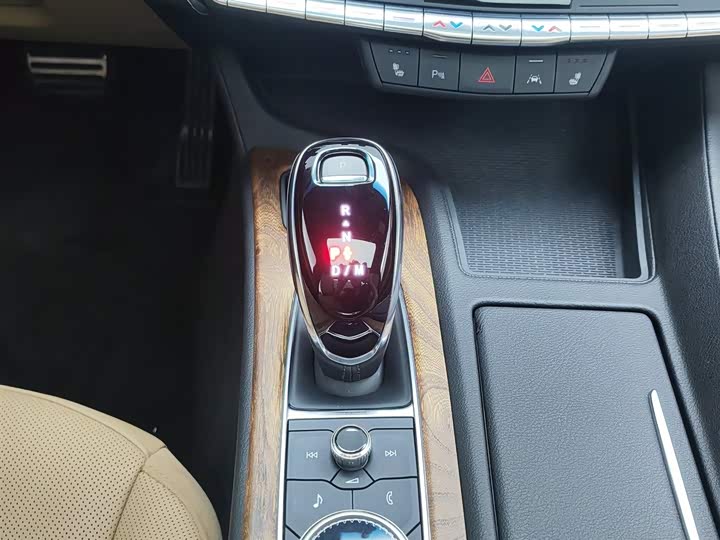 Cadillac CT 5 2021 28 T Premium — фото 13
