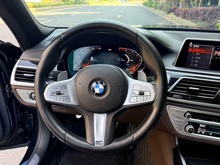 BMW 7 Series 730Li M спортпакет — фото 15