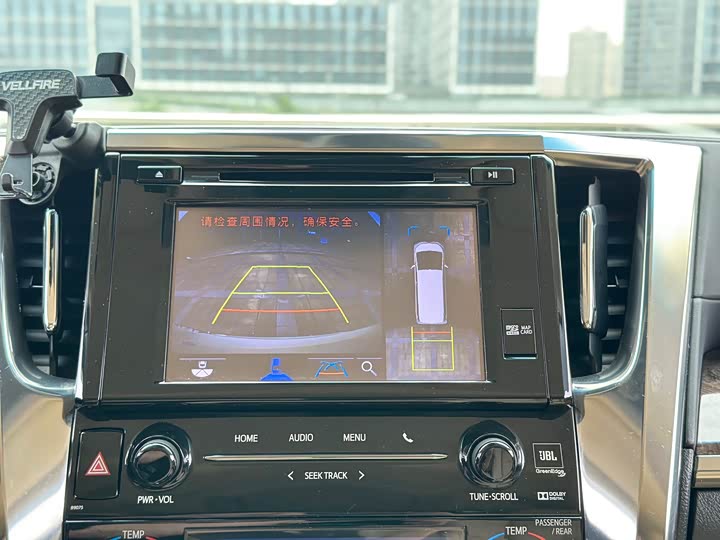 Toyota Vellfire — фото 16