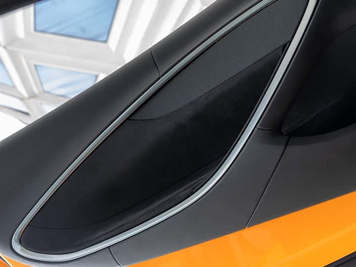McLaren Artura 2023 3.0 T Hybrid Standard — фото 16