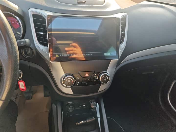 Changan CS35 2016 1.6 L MTLuxury IV — фото 13