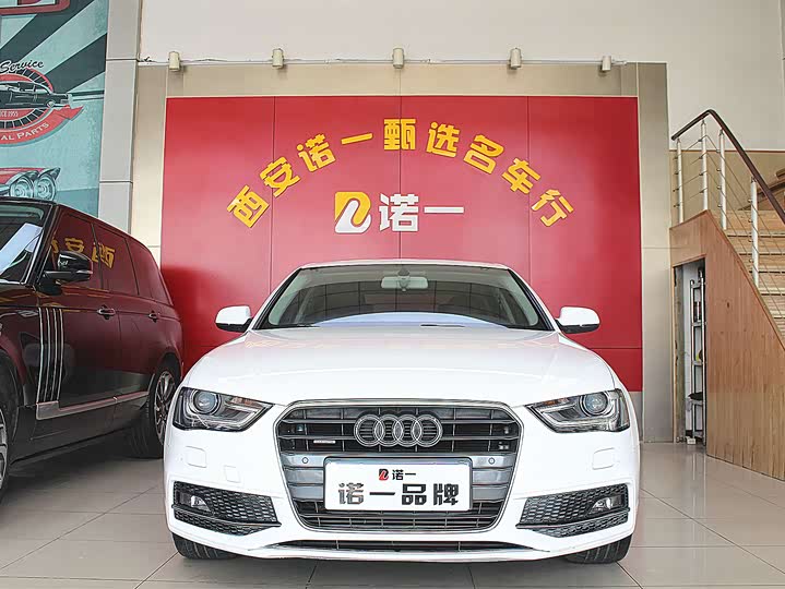 Audi A4L 2015 45 TFSI quattro Sport — фото 2