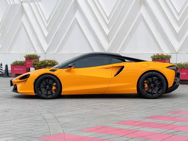 McLaren Artura 2023 3.0 T Hybrid Standard — фото 7