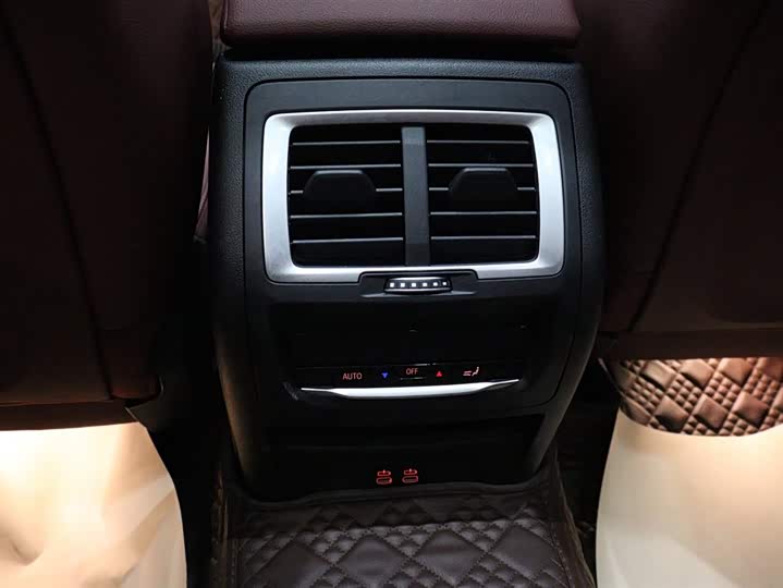 BMW X3 2023 x Drive 30i Leading M — фото 10