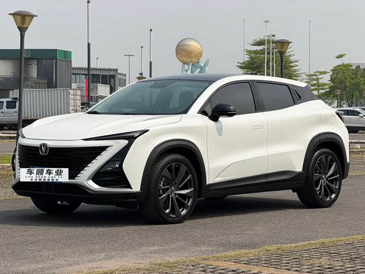 Changan UNI-T 2020 1.5 T Premium — фото 1