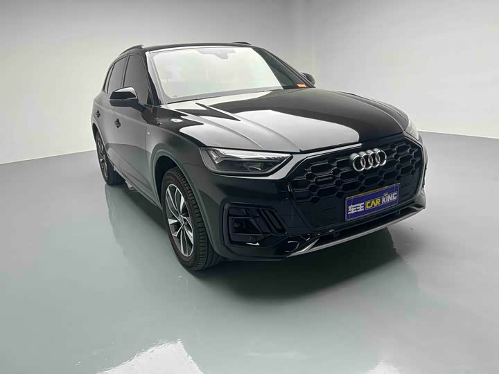 Audi Q5L 2023 40 T — фото 3