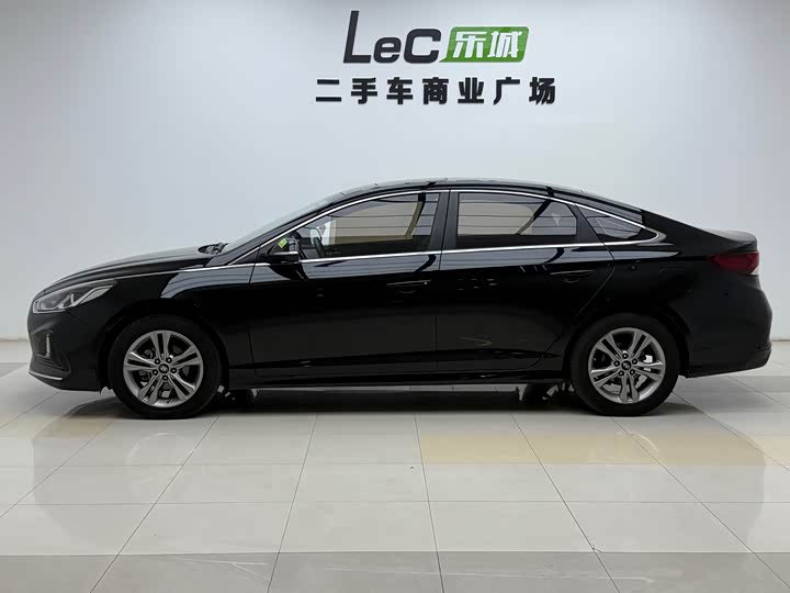 Hyundai Sonata — фото 4