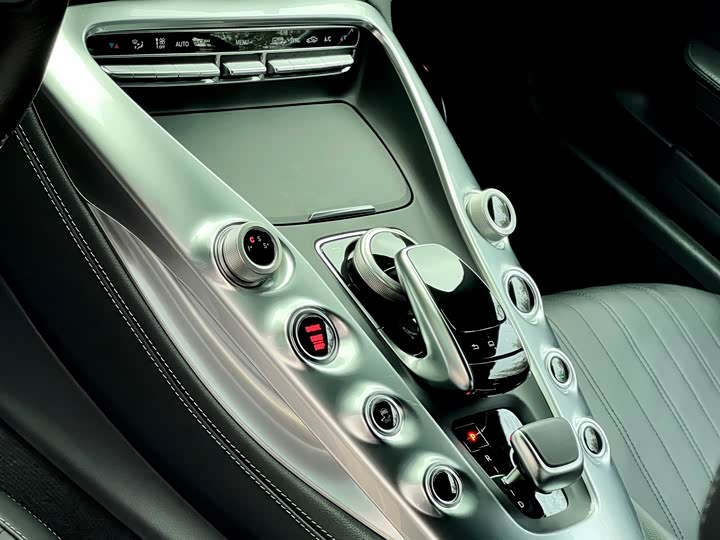 Mercedes-Benz AMG 2016 AMG GT — фото 14