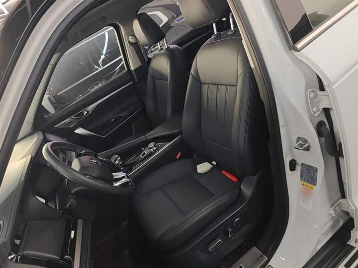Changan CS95 2019 2.0 T 2 WDLuxury — фото 15