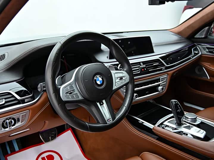 BMW 7-Series 2019 740 Li x Drive M — фото 15