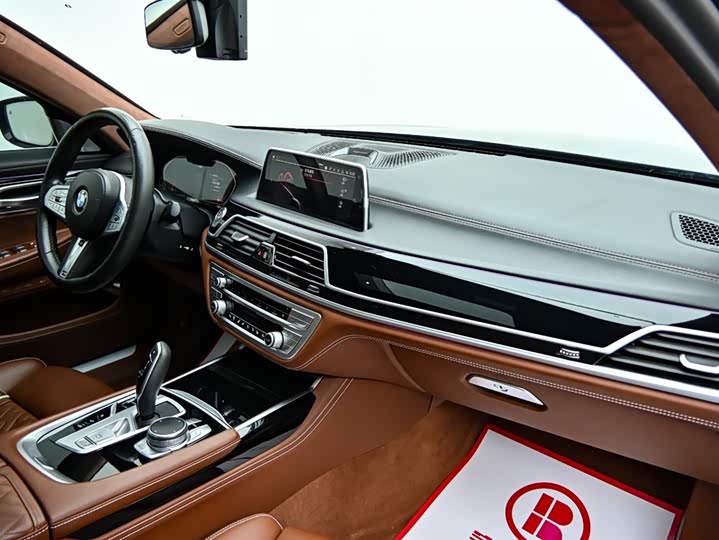 BMW 7-Series 2019 740 Li x Drive M — фото 16