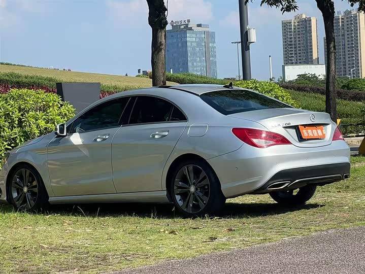 Mercedes-Benz CLA 2016 CLA 200 — фото 6