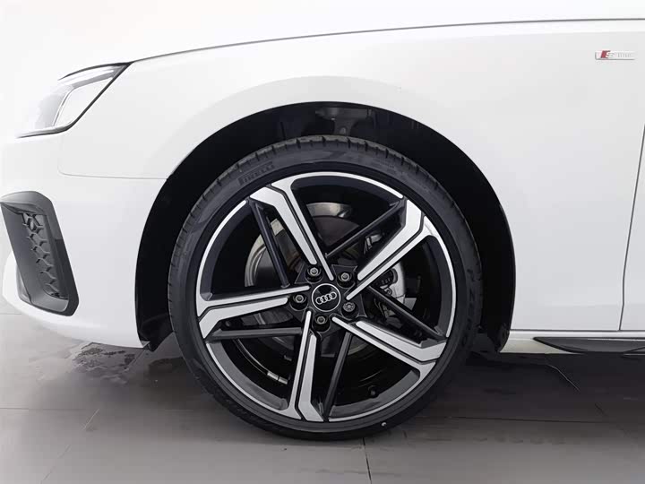 Audi A4L 2024 40 TFSI — фото 17