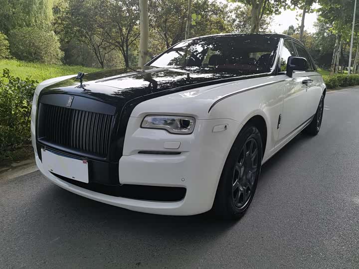 Rolls-Royce Ghost — фото 1