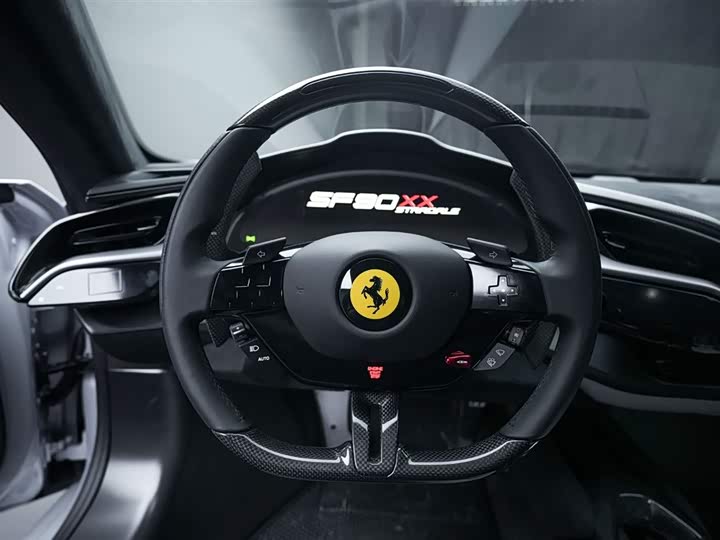 Ferrari SF90 2025 3.9 T XX Tailor Made — фото 16