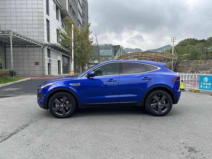 Jaguar E-PACE 2018 P 250 S V — фото 3