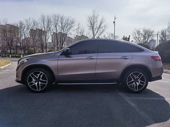 Mercedes-Benz GLE 2017 AMG GLE 43 4 MATIC SUV — фото 2